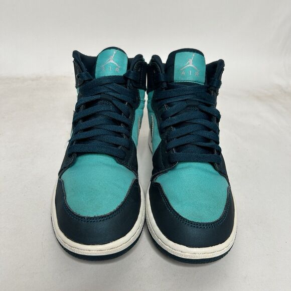 Nike Shoes Air Jordan 1 Retro High GG “Hyper Jade” 2024 - Picture 2 of 8